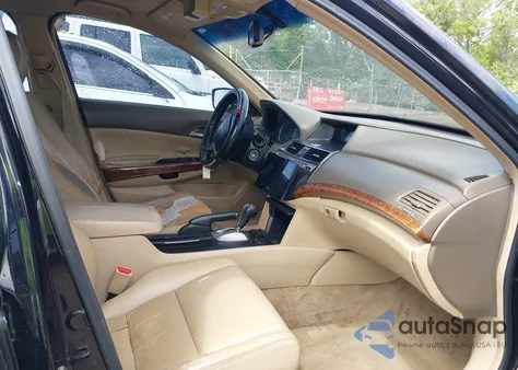 2008 Honda Accord 2.4 Ex-L from USA, damaged, VIN 1HGCP268X8A151503